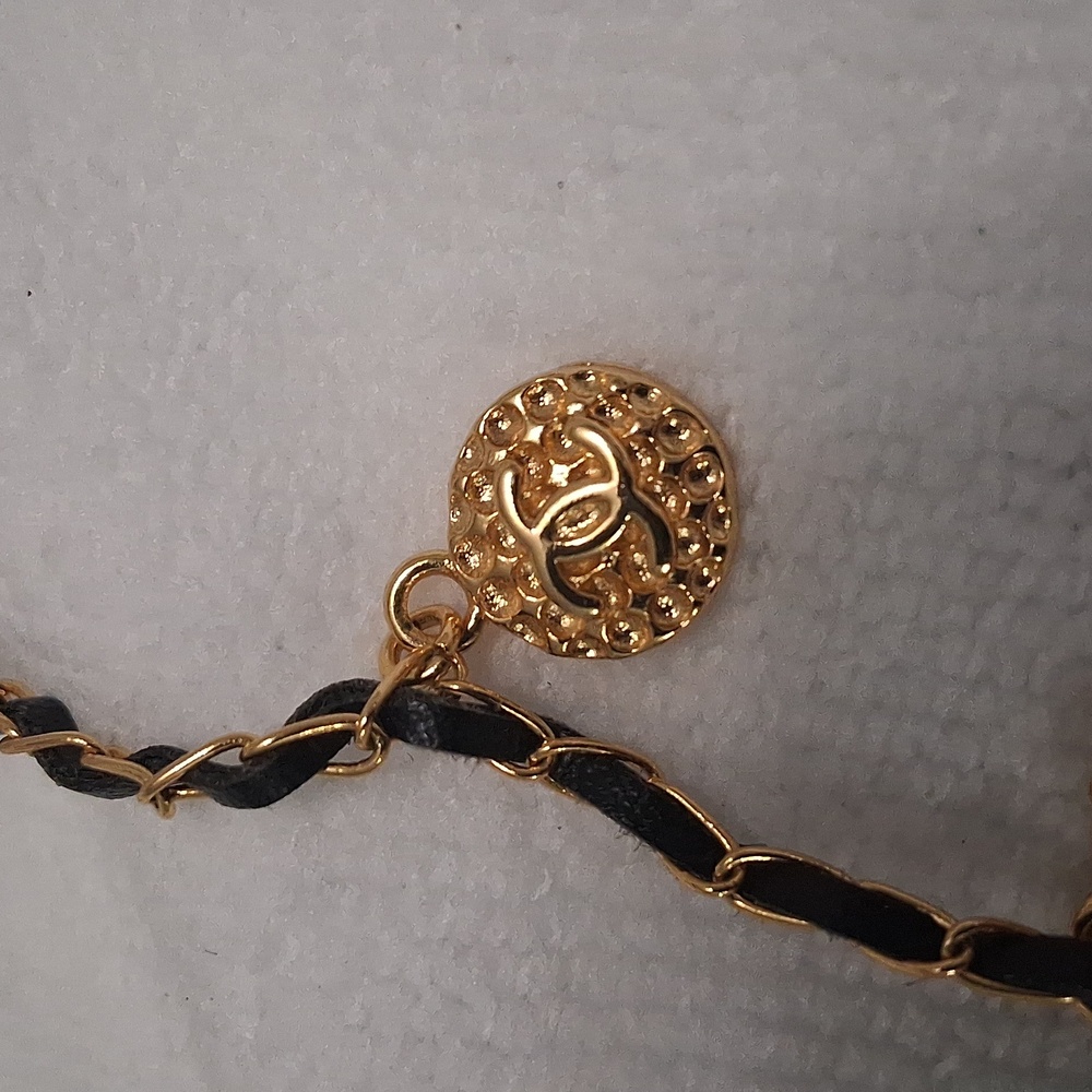 CHANEL NECKLACE - Picture 8 of 12